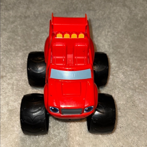 Blaze and the monster machine toy car - Picture 1 of 7